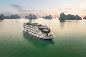 Ha Long Crown Cruise
